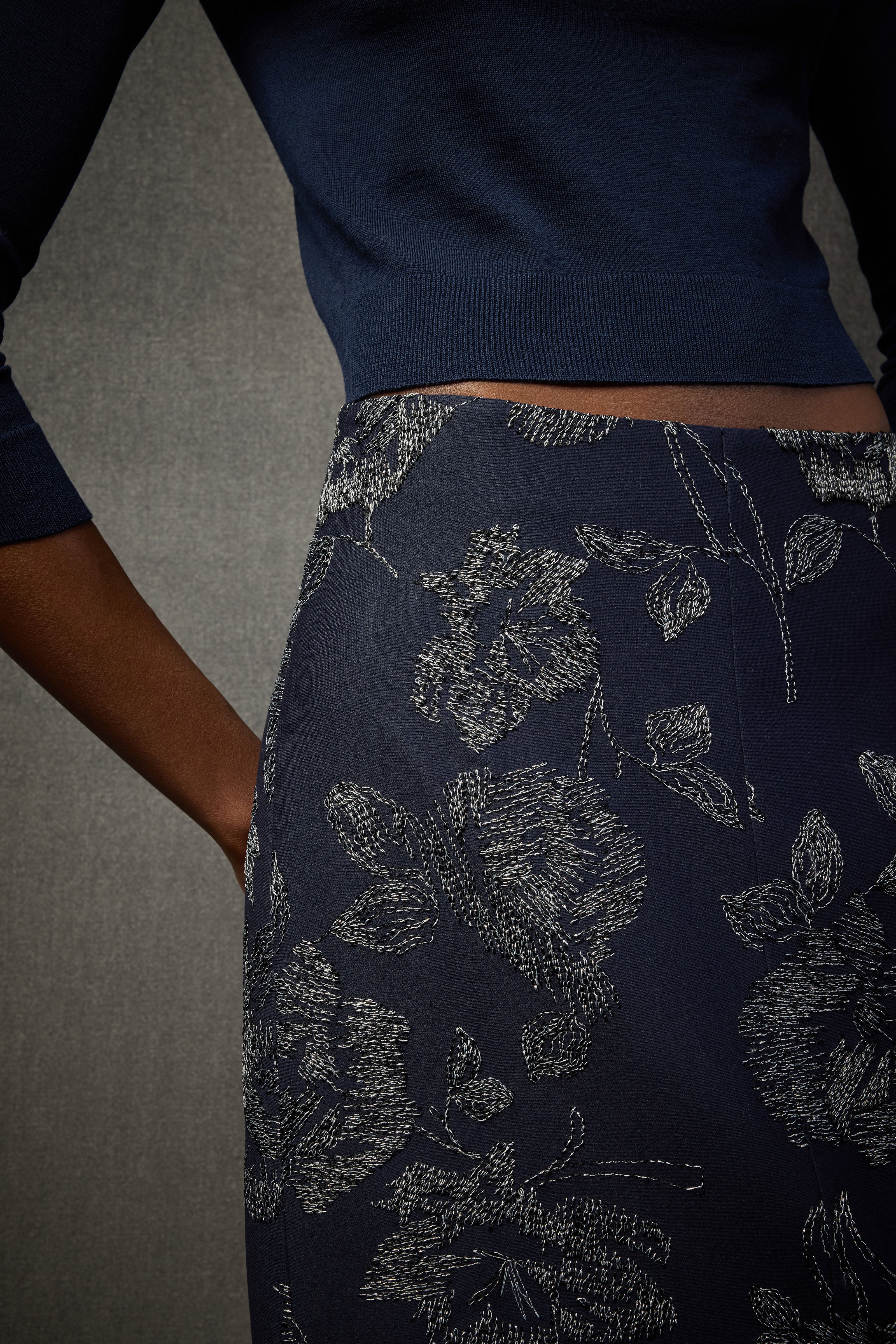 GONNA DEDRA - Image 3