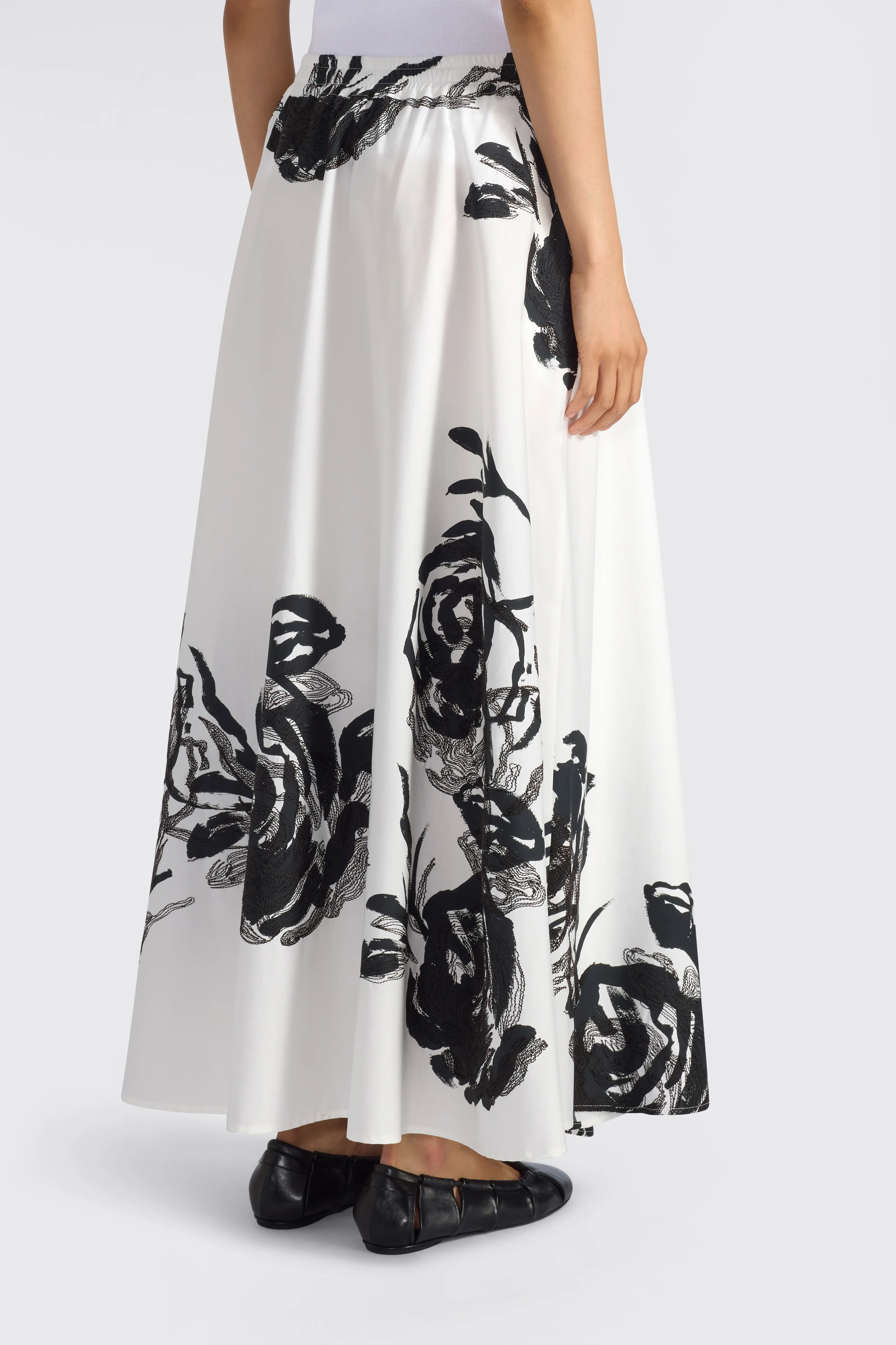 GONNA INDIRA - Image 3