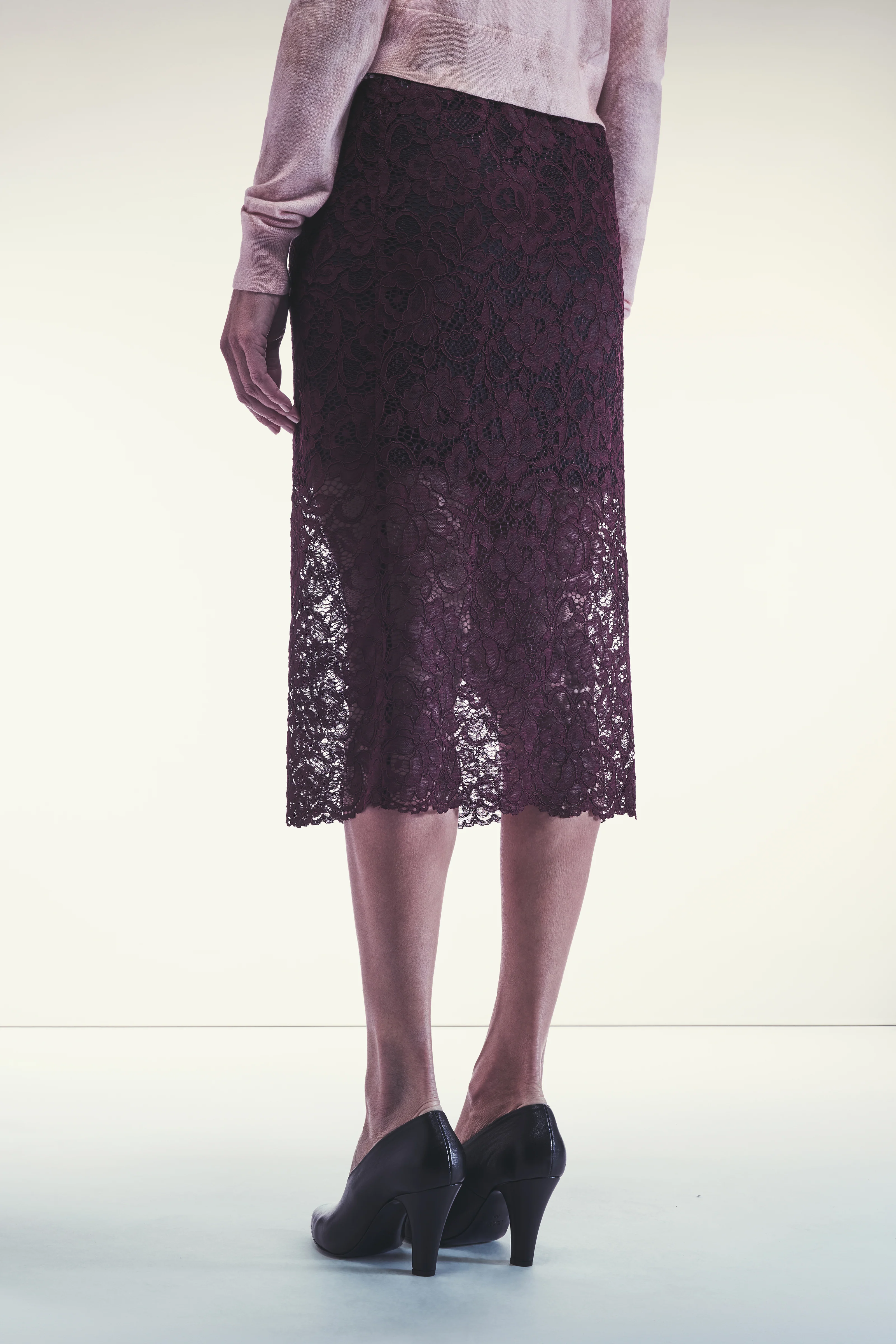 GONNA MINDY - Image 3
